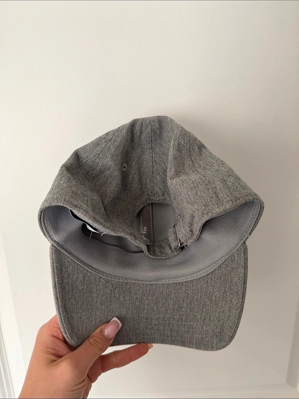 Tna Baseball Cap Gray Logo Hat - Picture 2 of 2